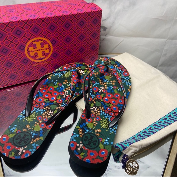 Tory Burch Darling Floral Thin Flip Flops - Picture 7 of 8